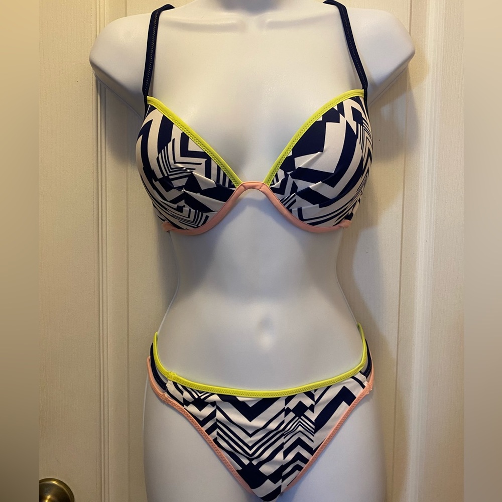 VS Victoria Secret The Strappy Cheeky Bikini
